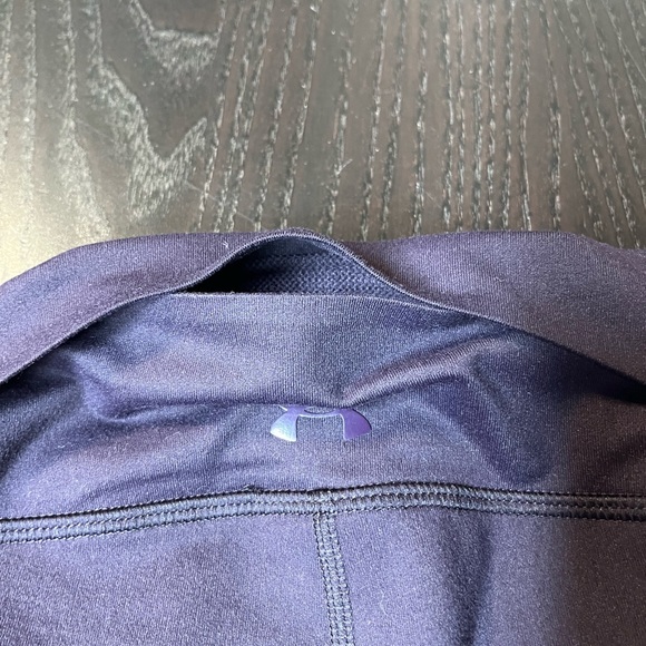 Under Armour athletic leggings - Picture 3 of 6
